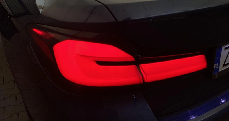 BMW Seria 5 cena 209900 przebieg: 31293, rok produkcji 2021 z Mikołów małe 379